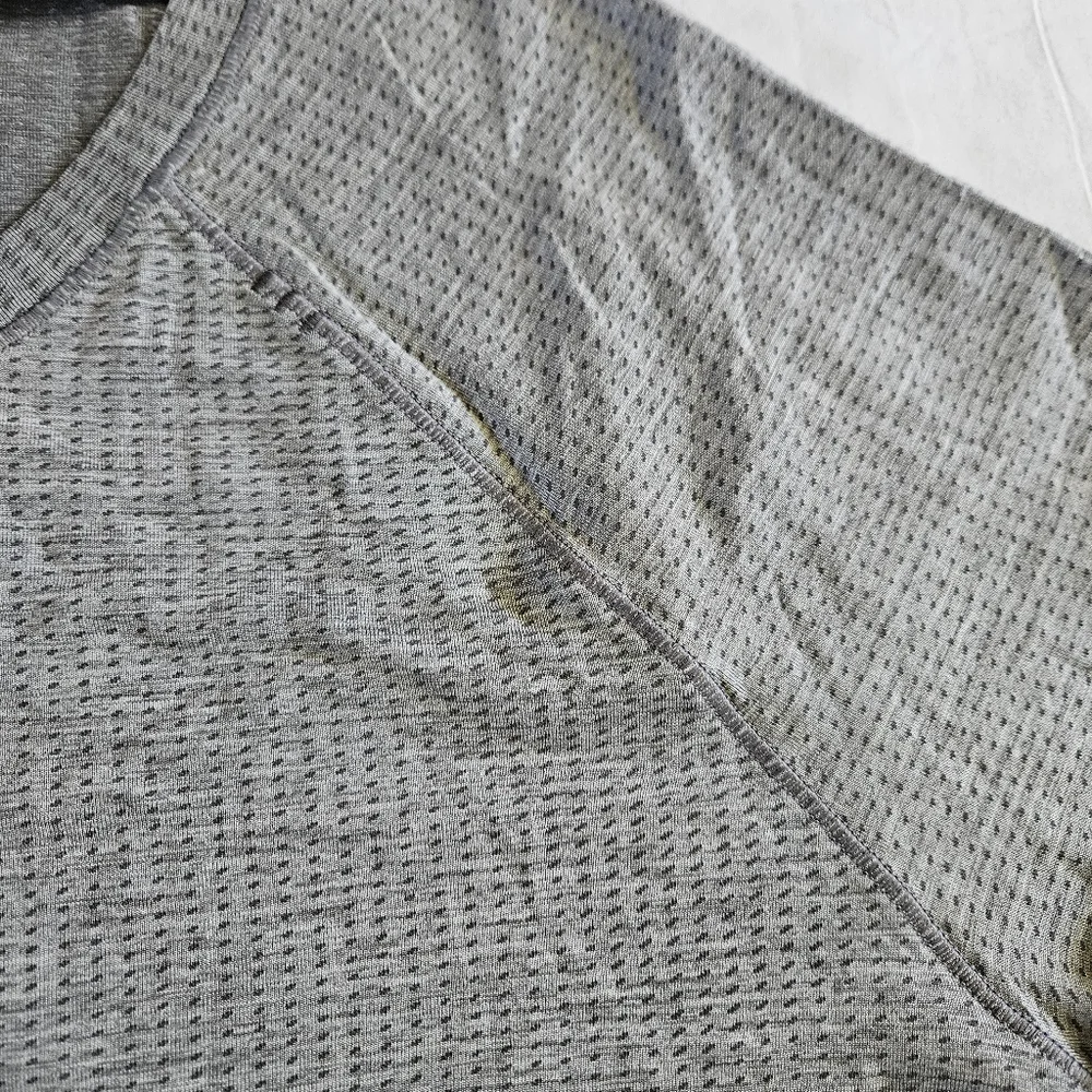 Lululemon Metal Vent Tech Long Sleeve SLTE/WHT Slate Grey Men's Size XXLarge - Picture 2 of 7